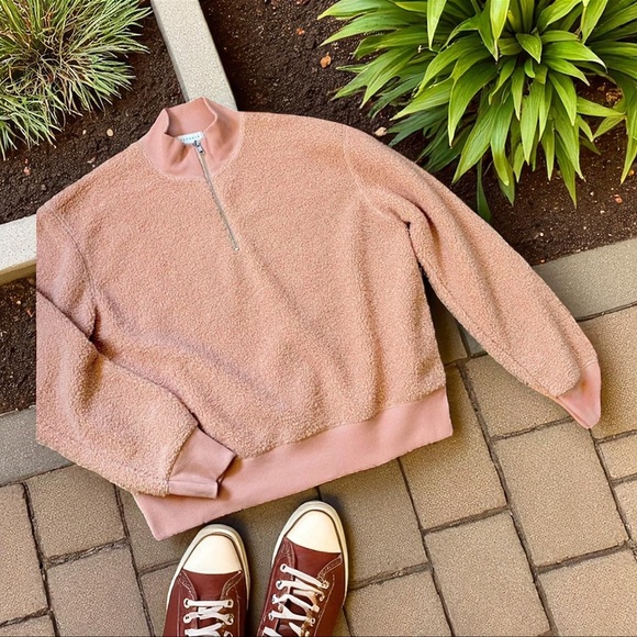 Topshop Sweaters - NEW~ Topshop Peach Teddy Sherpa Sweater/Sweatshirt  NWOT  ~  size 8